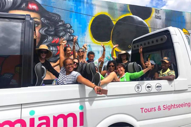 Day 5: Miami Panoramic Bus Tour thumbnail