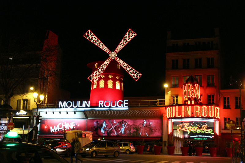 Day 4: Quartier Latin walking or wheeling guided tour + Moulin Rouge thumbnail