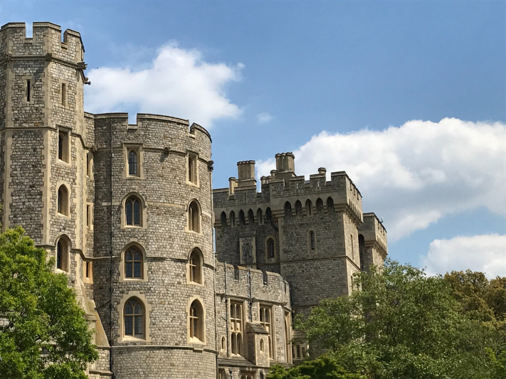 Day 3: Private Tour of Windsor Castle and Town thumbnail