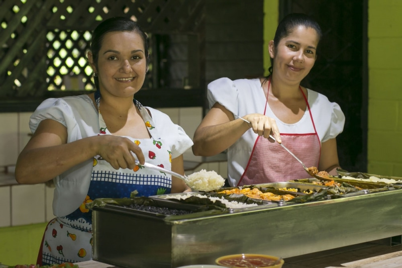 Costa Rica highlights: Tortuguero, Sarapiqui, Jaco & Arenal