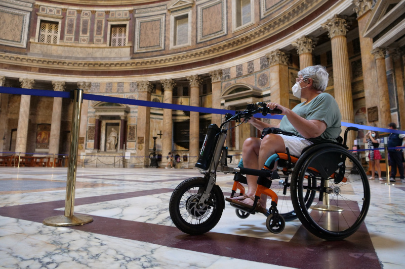 Wheelchair-accessible Pantheon