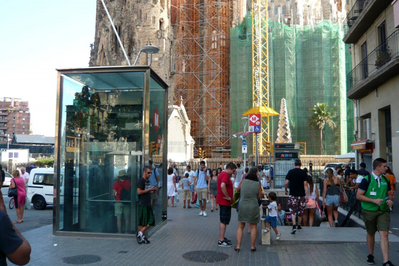 Metro station by Sagrada Familia