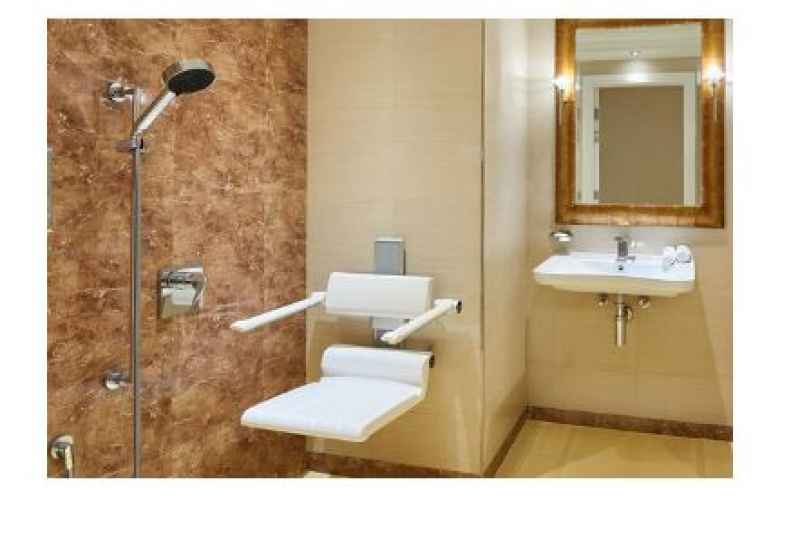Accessible bathroom at Sheraton Cairo