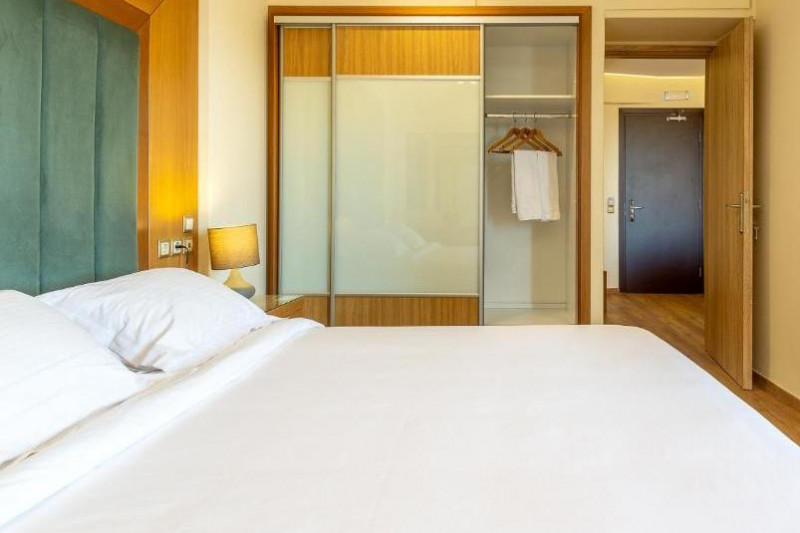 Oasis Hotel Apartments