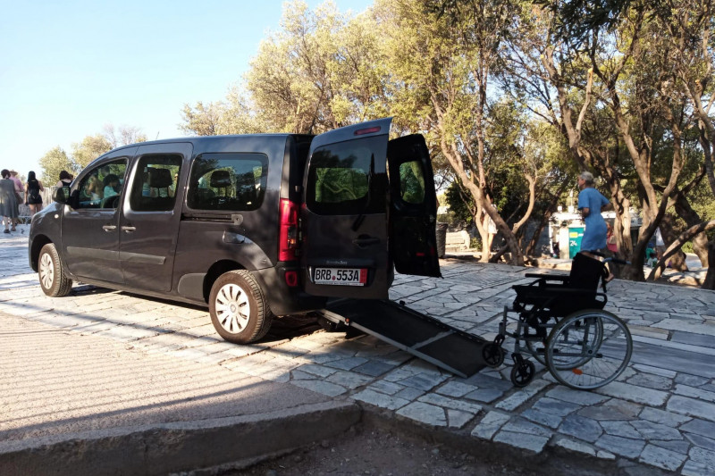 Getting to know Greece: Athens & Crete