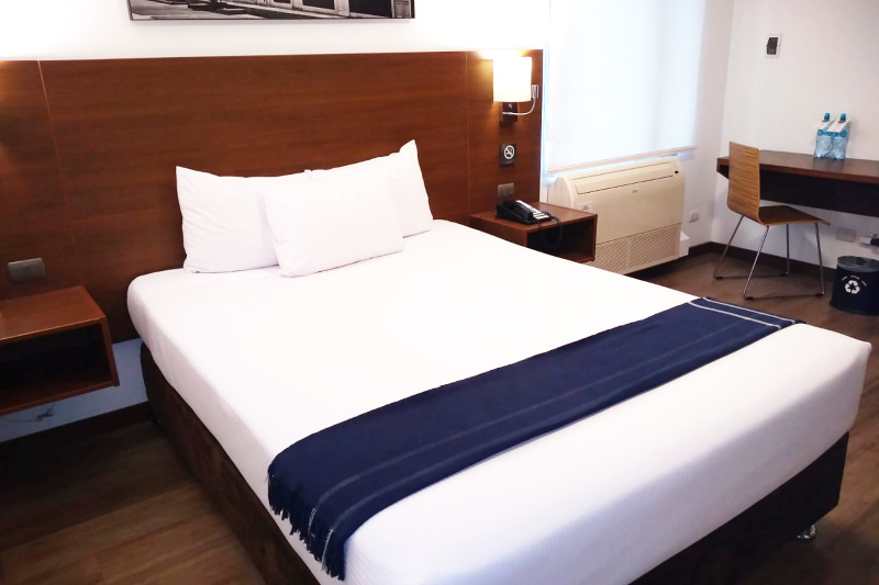 Single room with interior view