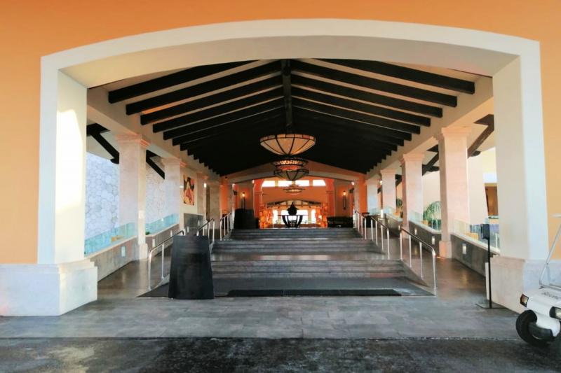 Hotel entrance and ramps