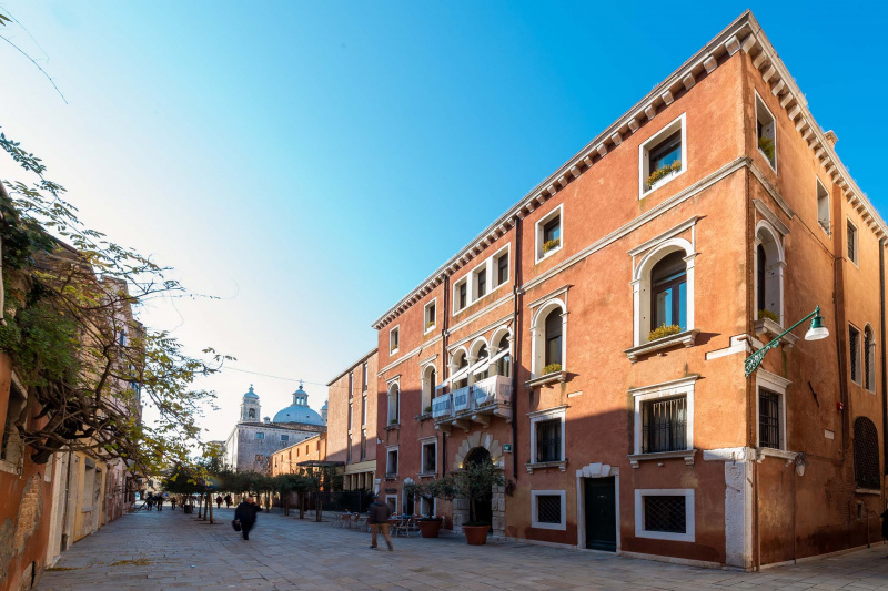 Ca'pisani Hotel with exterior with cobblestone patio and outdoor seating