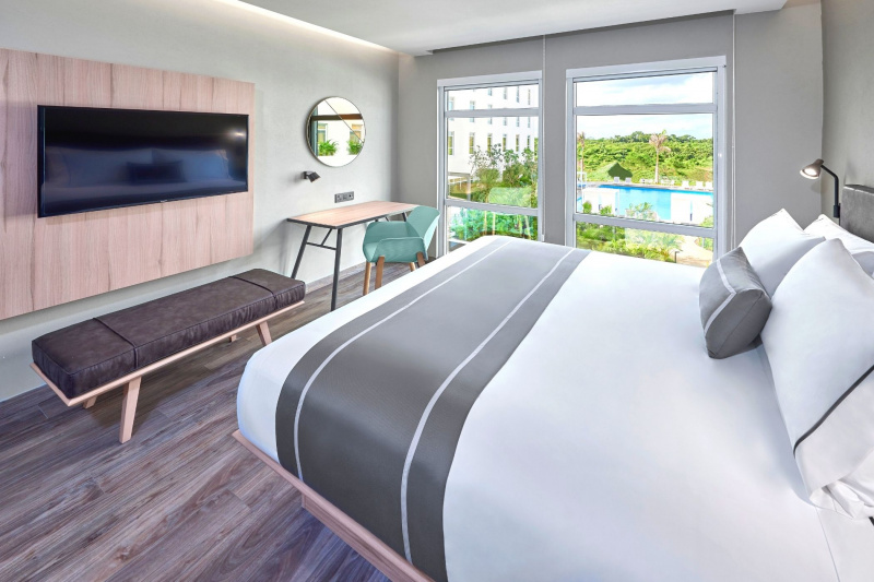 Single room with king bed.