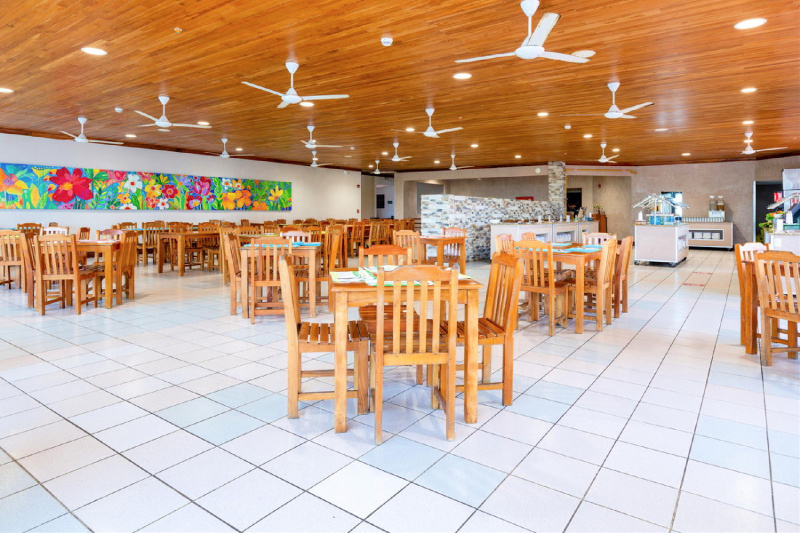El Puerto Restaurant