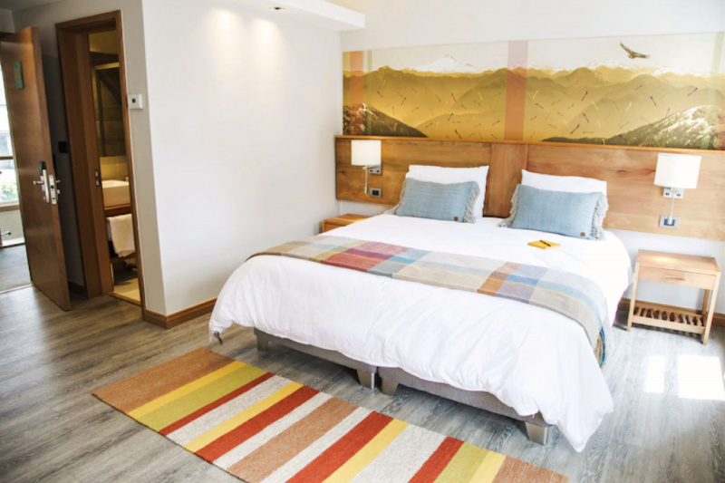 Accessible double room bed