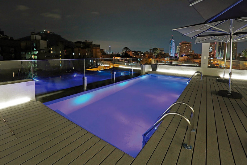Rooftop pool