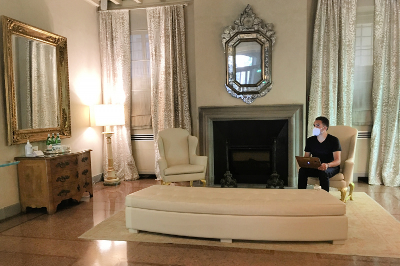 Lobby lounge and fireplace