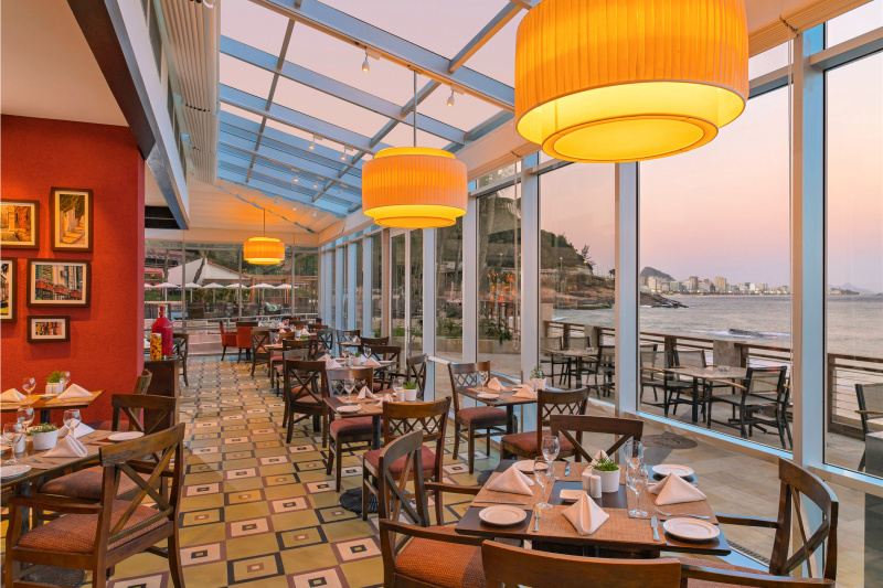 Accessible dining tables with views ocean and cliffside views