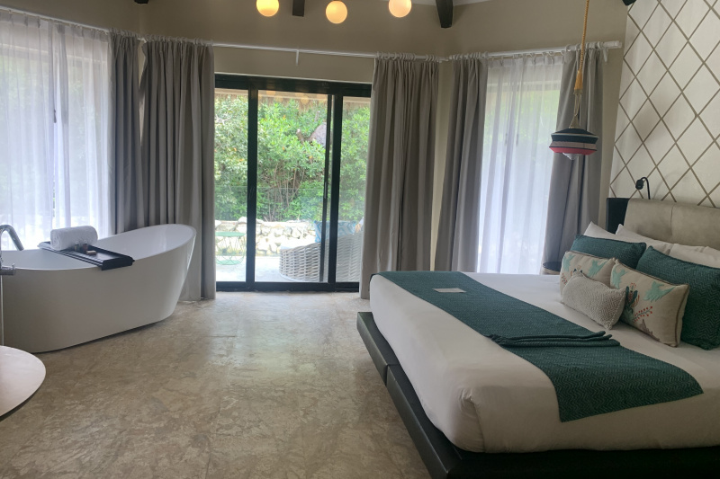 A guest room