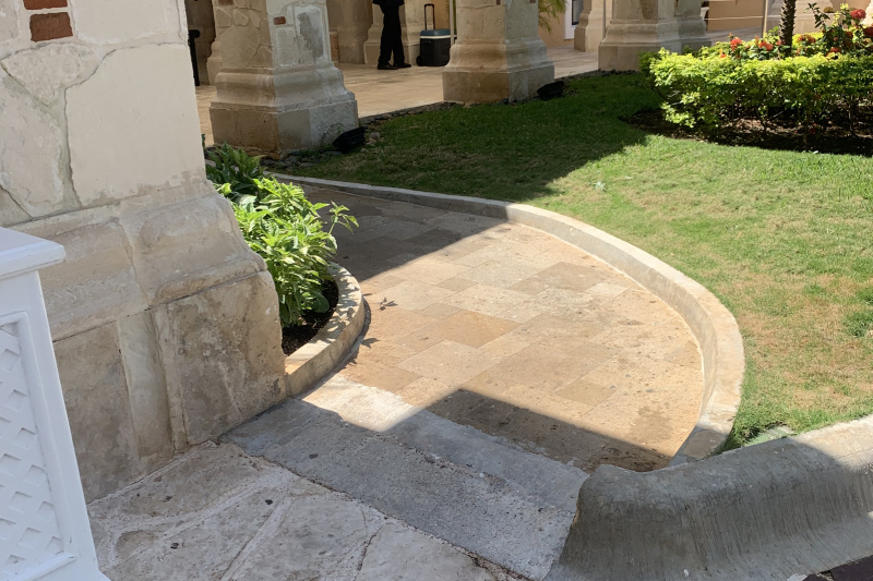 Entrance ramp