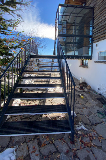 Outdoor stairs