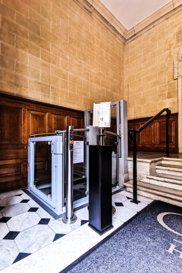 The lift to the main entrance
