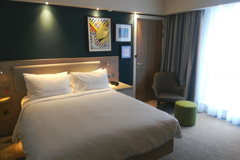 A guest room