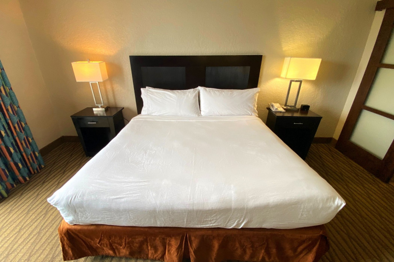 Guestroom bed