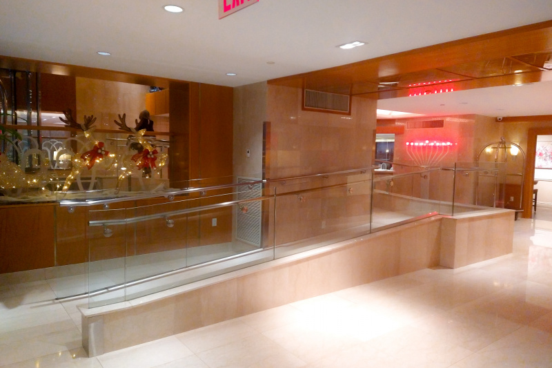 Lobby access ramp