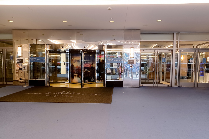 Step-free hotel entrance with revolving doors