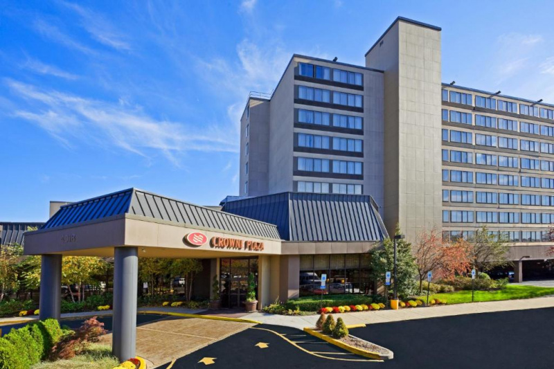The Crowne Plaza Hotel Englewood
