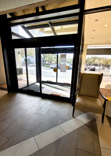 Lobby entrance with automatic doors