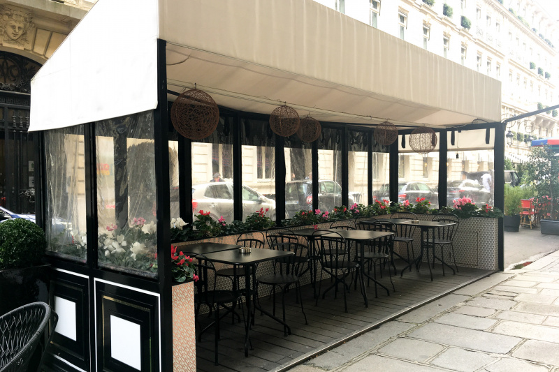 Outdoor covered terrace
