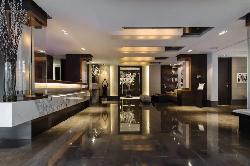 Lobby with tiled floor and modern decor