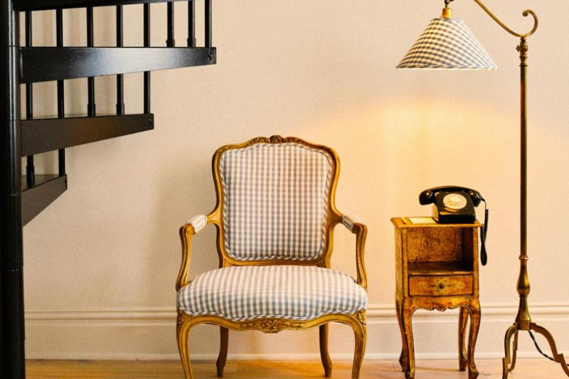 Lobby seating area with vintage decor