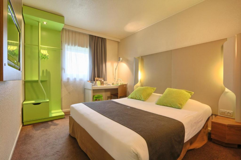 An accessible guest room