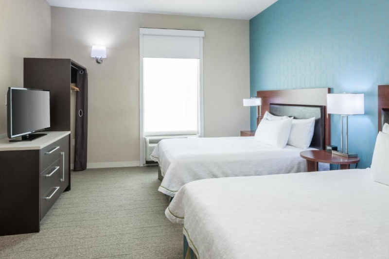 2 Queen Accessible Studio/Suite