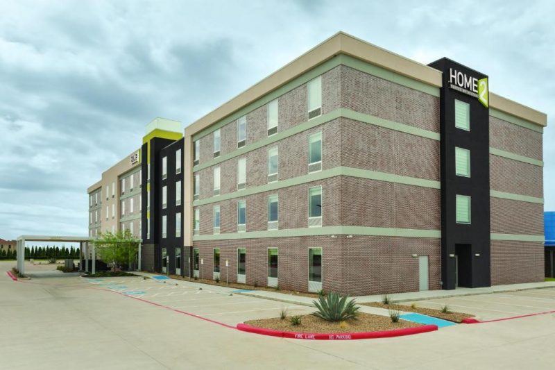 Exterior Home2 Suites