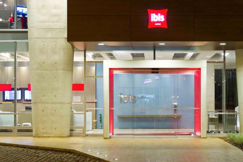 Hotel entrance with automatic double doors