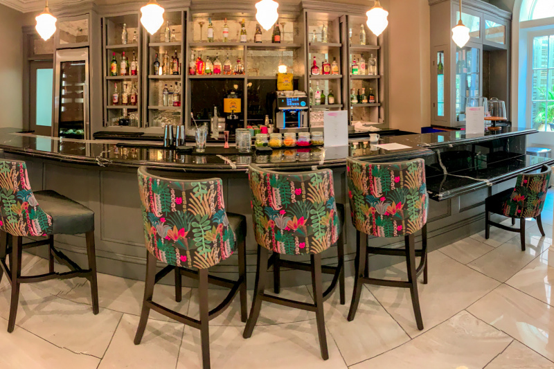 The New Orleans Chop House has a well-stocked bar with high stools and a lower counter for wheelchair access.