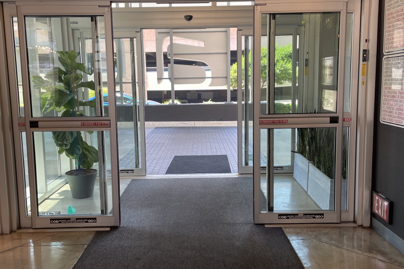 The hotel has step-free exit through automatic sliding doors.