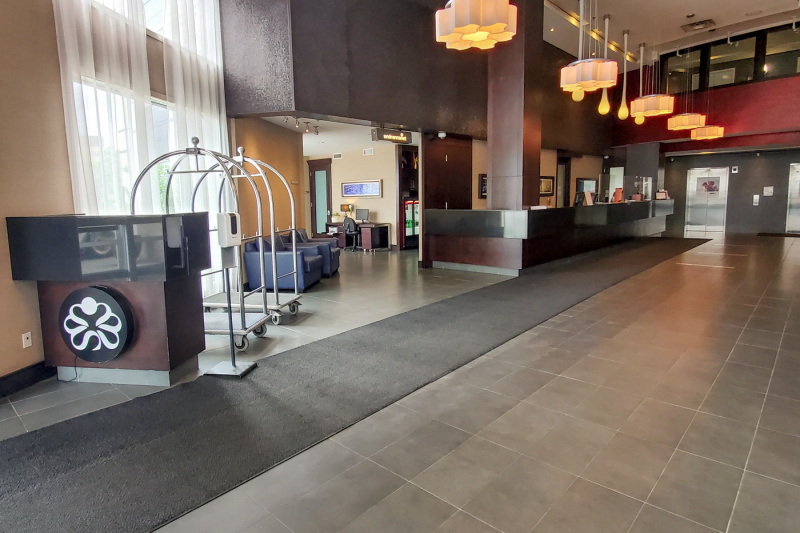 The spacious lobby has a large standard height reception desk. There are 2 comfortable armchairs and luggage trolleys are available.
