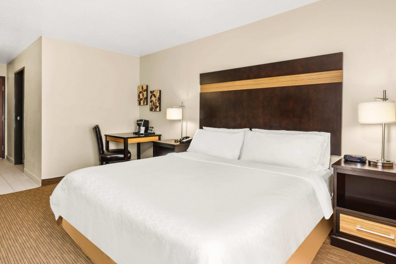 King standard room
