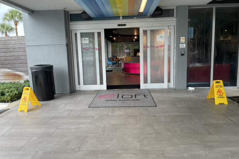 There is step-free access to the hotel through 2 glass sliding doors.