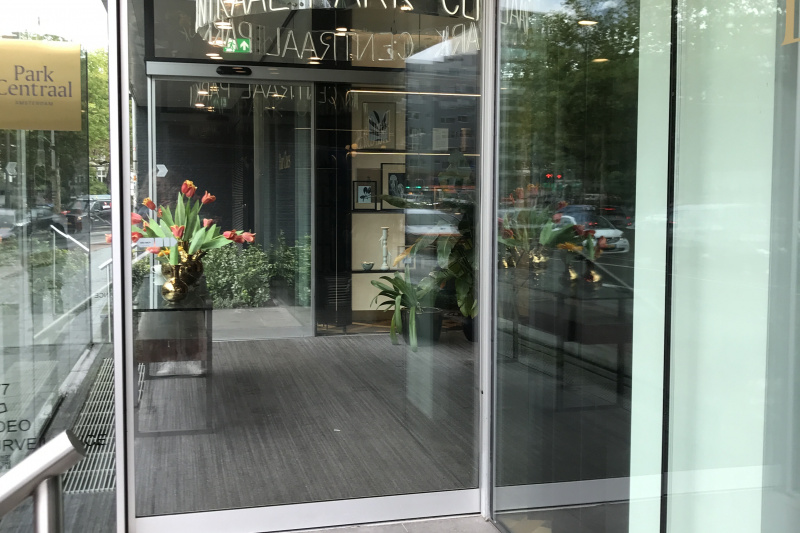 There is step-free access to the hotel through a glass door.