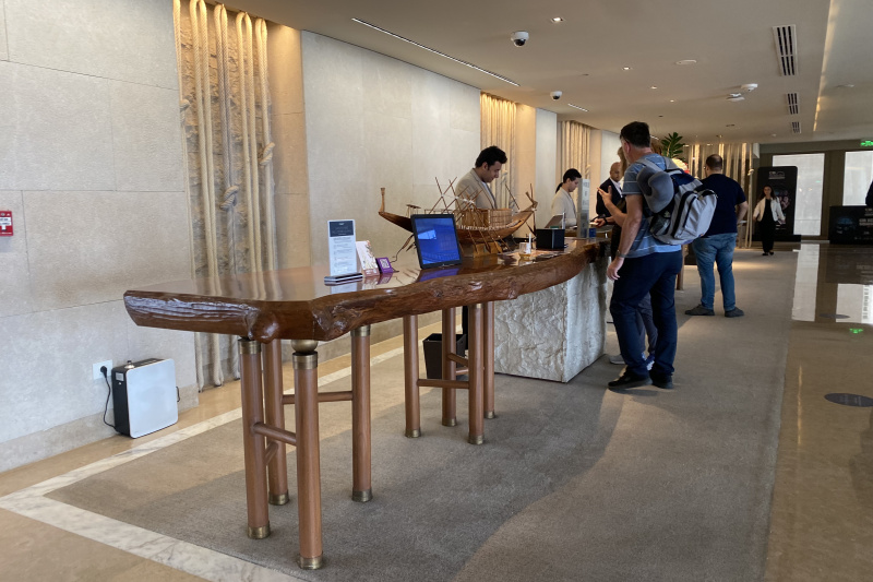 The spacious,step-free lobby has high check-in desks.