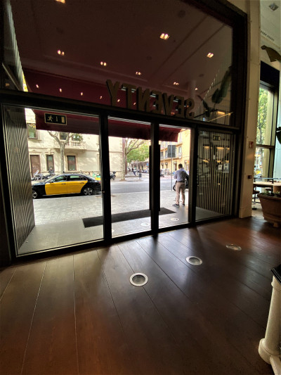 The spacious, step-free lobby leads out onto the sidewalk.
