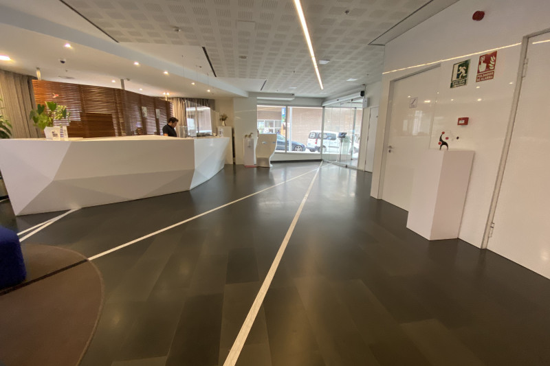 The lobby is spacious and step-free. There is a long reception desk with a high counter.