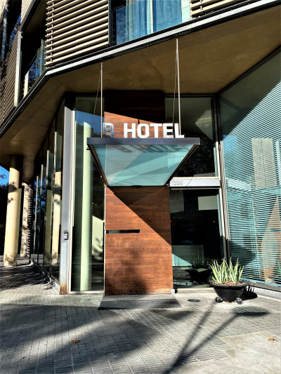 B Hotel
