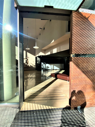 B Hotel