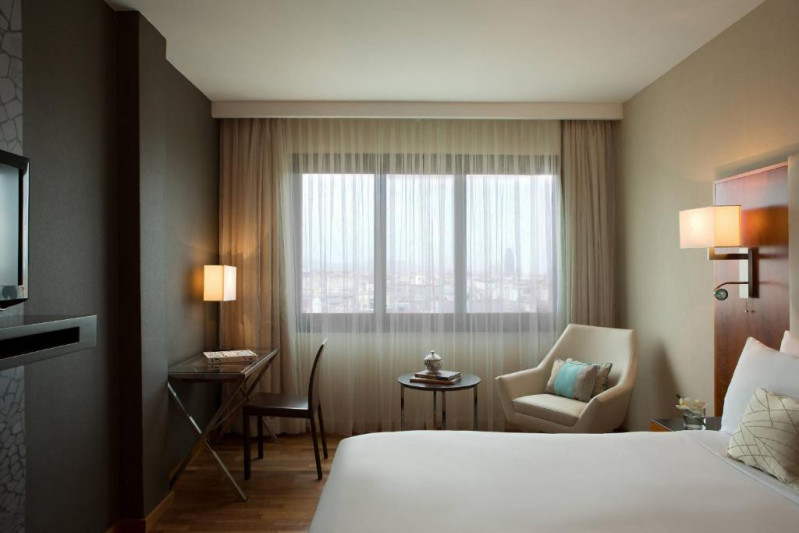 Renaissance Barcelona Hotel