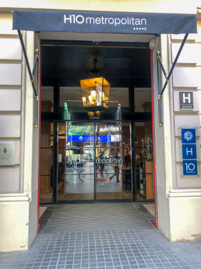 H10 Metropolitan