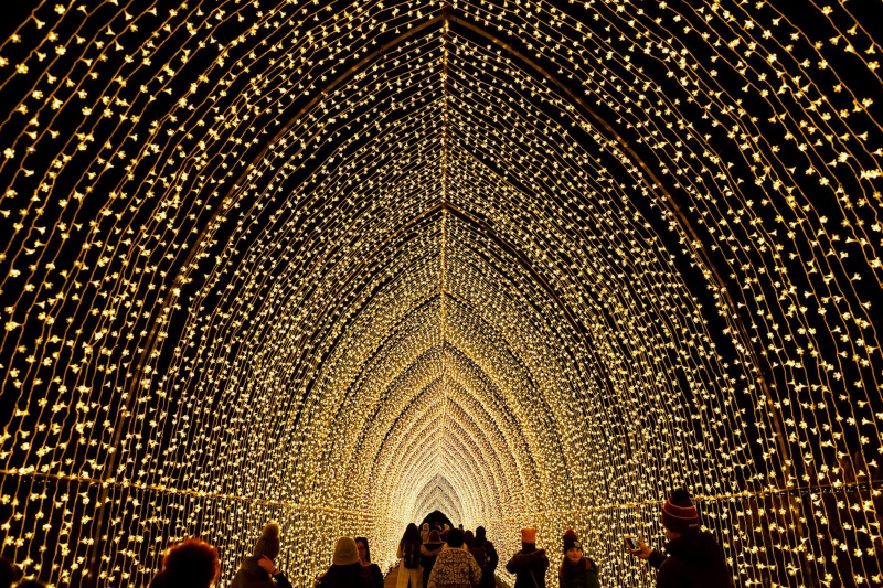 The winter lightscape