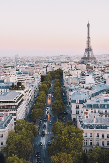 Accessible airport transfers in Paris